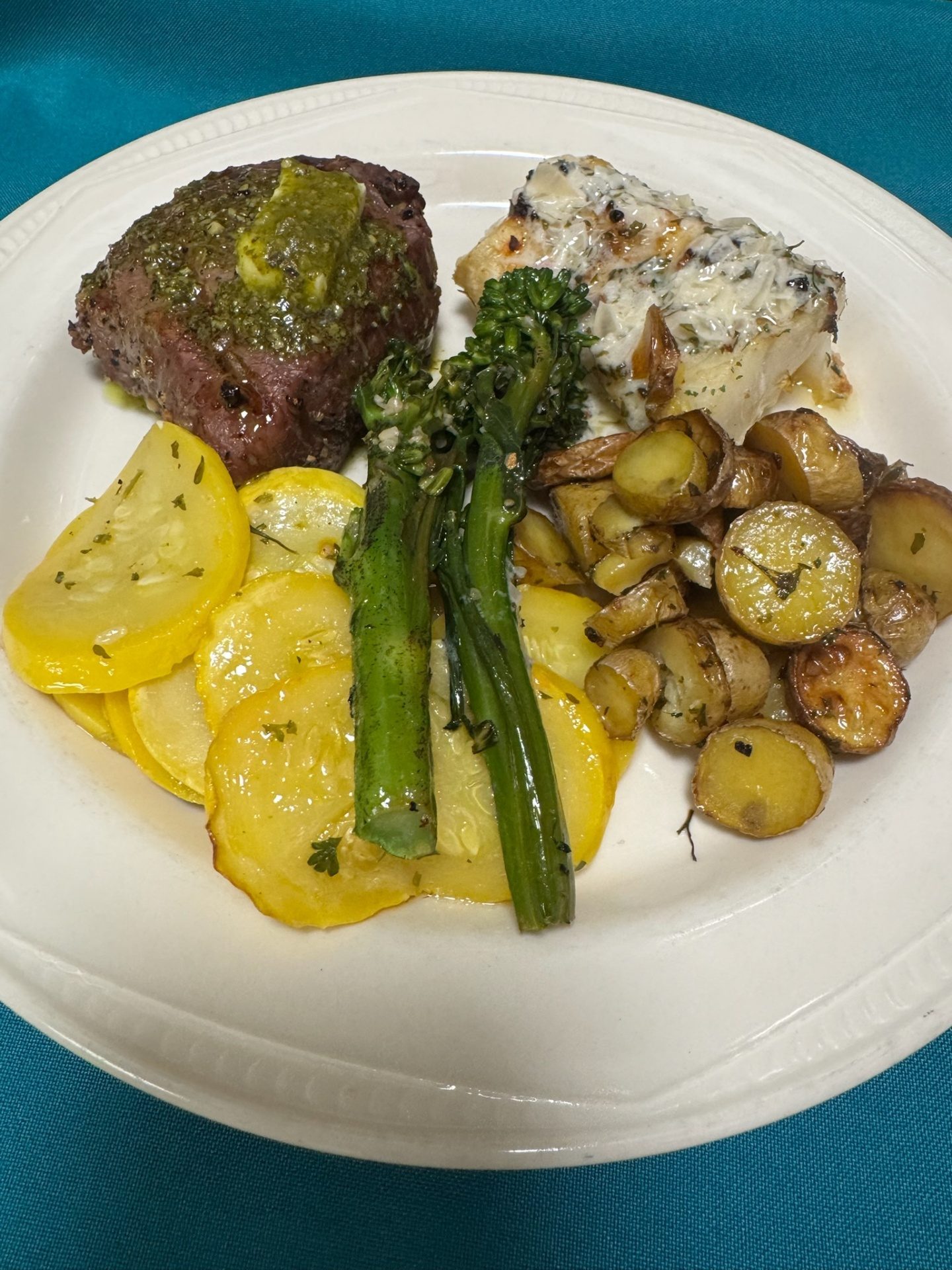 In-house wedding catering buffet at Madison Green Country Club Palm Beach
