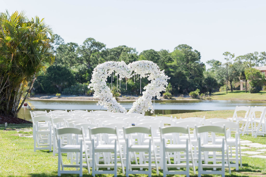 This image has an empty alt attribute; its file name is jordan-summer-photography-aliya-anthony-royalpalmbay-wedding-334.jpg