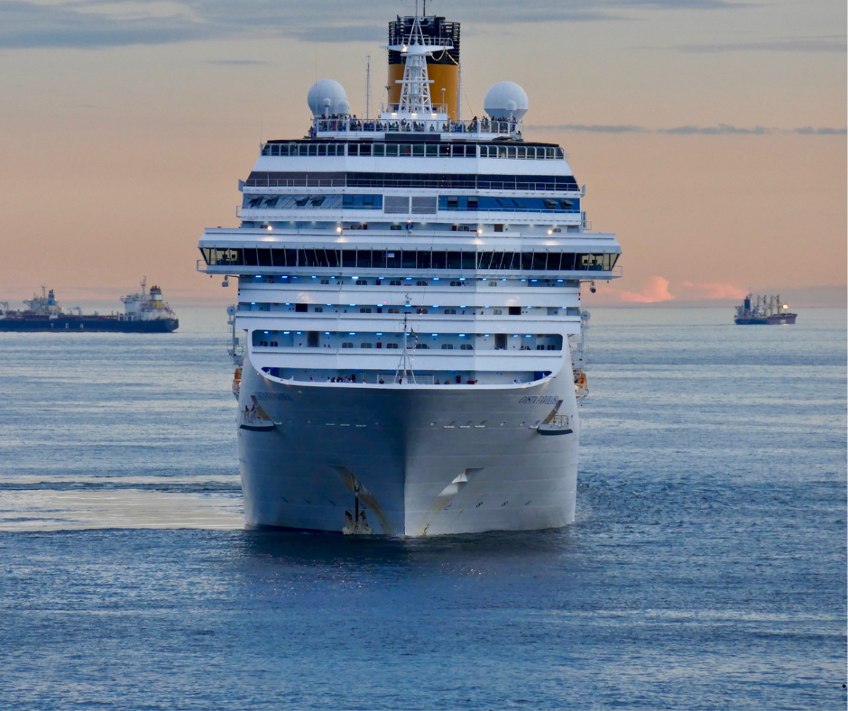 Places To Propose In West Palm Beach: Sunset Cruise